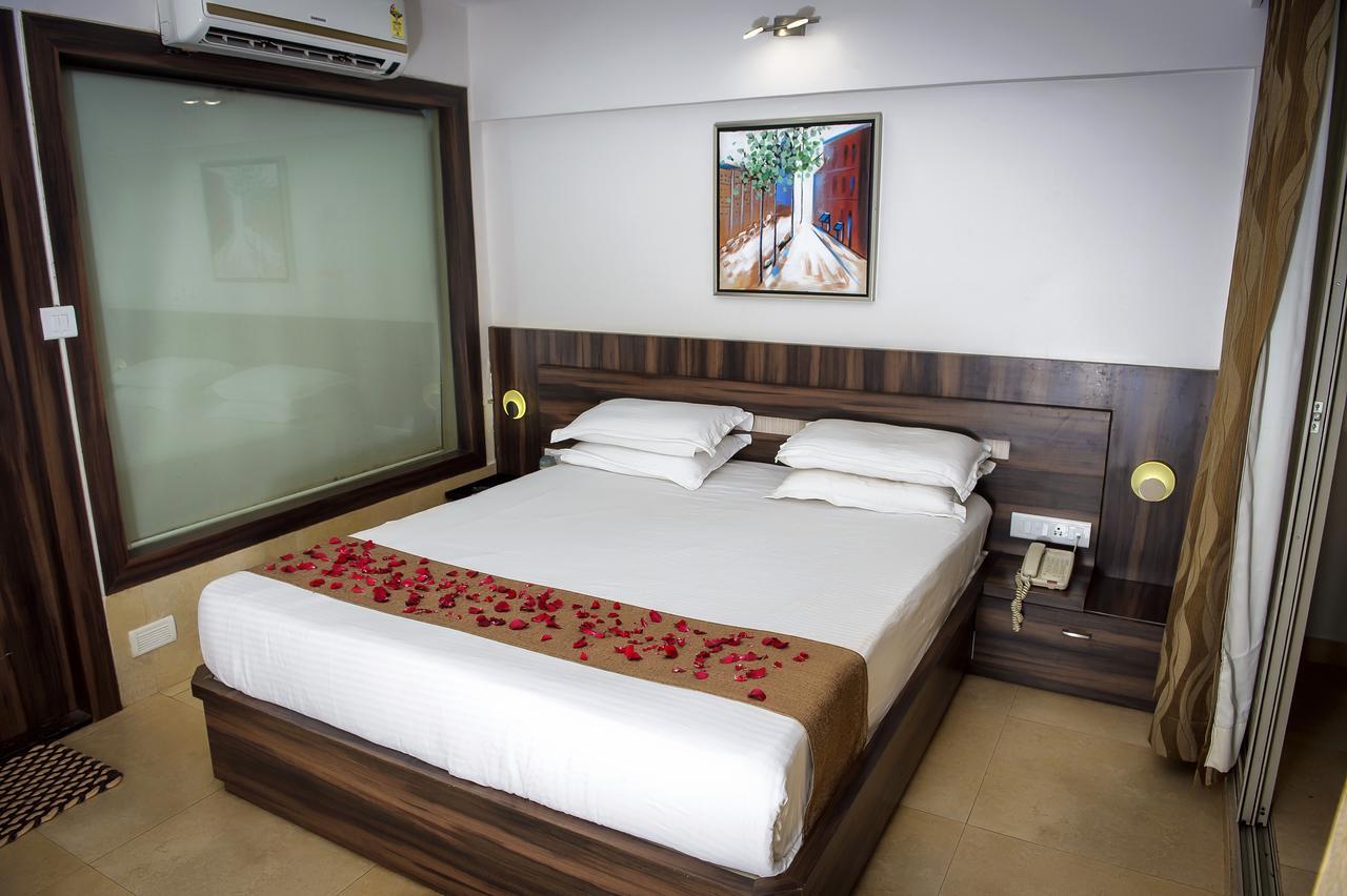 Adamo The Resort Matheran Extérieur photo